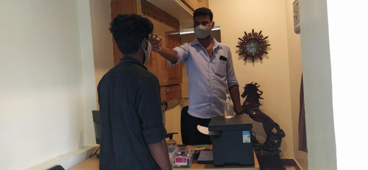 Hotel Temple Stay Srirangam Tiruchirappalli エクステリア 写真