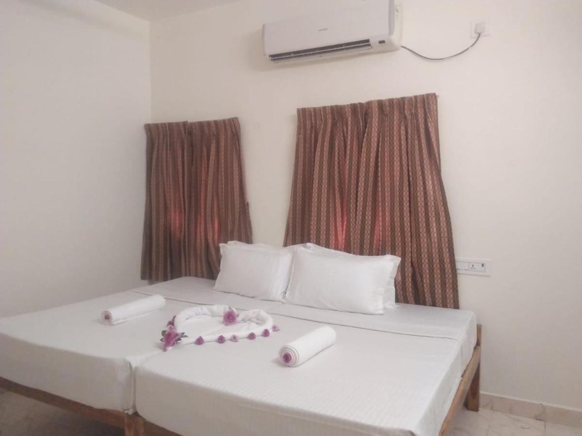 Hotel Temple Stay Srirangam Tiruchirappalli エクステリア 写真