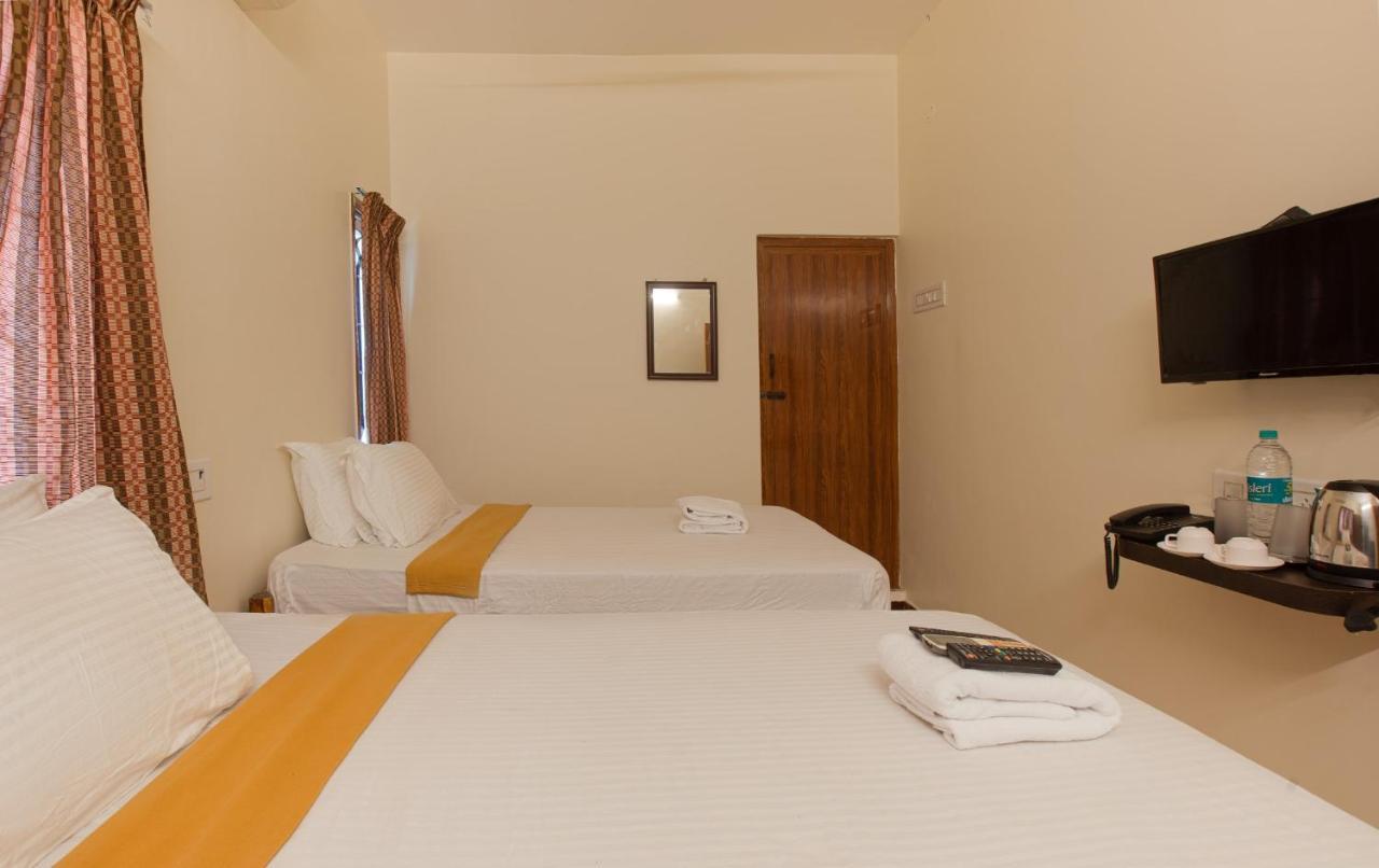 Hotel Temple Stay Srirangam Tiruchirappalli エクステリア 写真