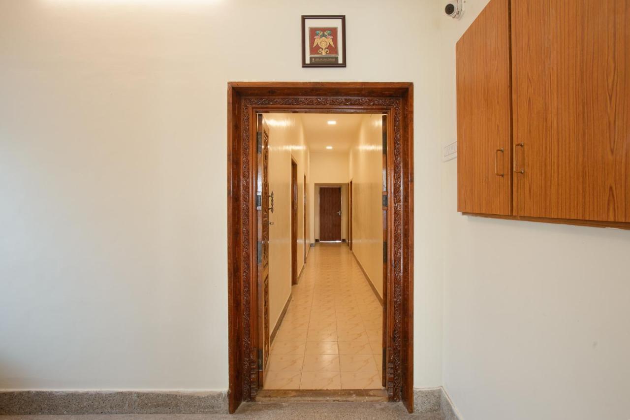 Hotel Temple Stay Srirangam Tiruchirappalli エクステリア 写真